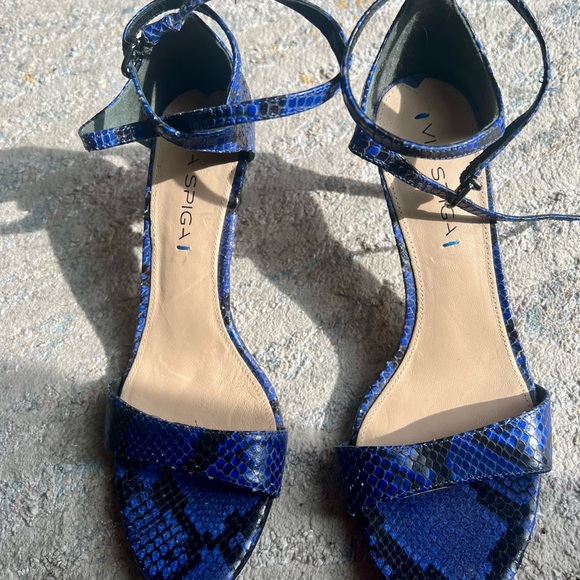Via Spiga Spring + Summer Sandals - royal blue snake skin - Picture 5 of 5